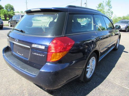 Used 2005 Subaru Legacy 2.5i AWD/4WD image 21