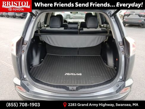 Used 2016 Toyota RAV4 Limited image 32
