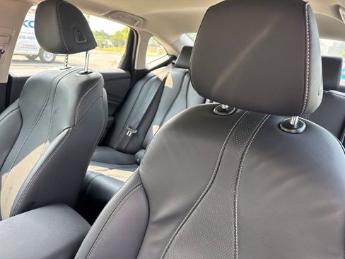 Used 2024 Acura TLX w/ Technology Package FWD image 4