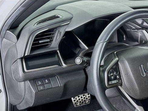 Used 2020 Honda Civic Sport Touring image 11