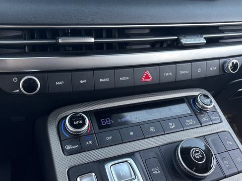 Used 2025 Hyundai Palisade SEL FWD image 5