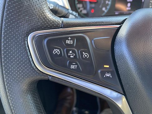 Used 2024 Chevrolet Equinox LS w/ Driver Confidence II Package AWD/4WD image 46