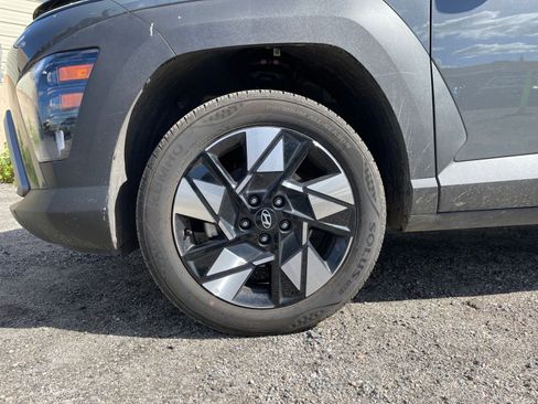 Used 2025 Hyundai Kona SEL image 32