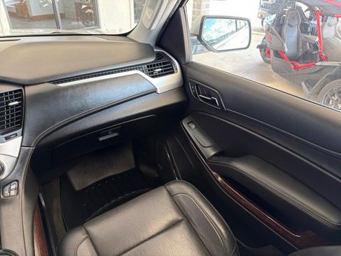 Used 2017 GMC Yukon SLT RWD image 17