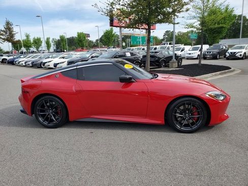 Used 2025 Nissan Z Performance w/ Floor Mat Package image 2