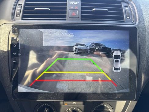 Used 2015 Volkswagen Jetta S image 19