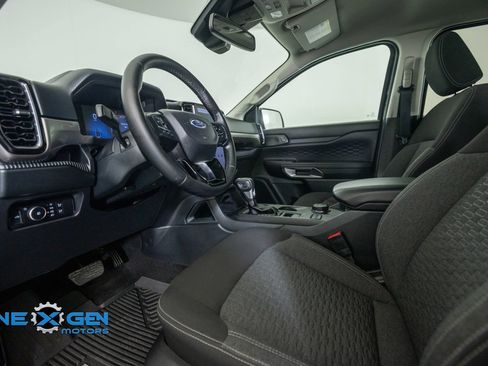 Used 2025 Ford Ranger XLT w/ Equipment Group 301A High AWD/4WD image 10