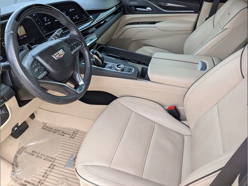 Used 2023 Cadillac Escalade ESV Premium Luxury w/ Performance Package image 9