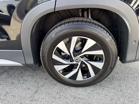 New 2026 Volkswagen Tiguan S image 6