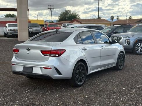 Used 2021 Kia Rio S image 3