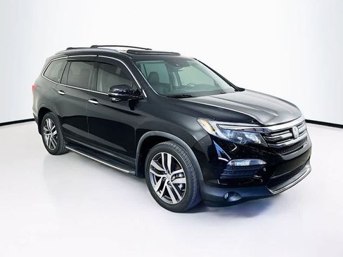 Used 2016 Honda Pilot Touring image 24