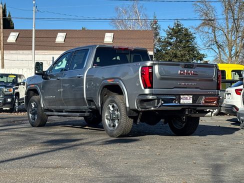 New 2026 GMC Sierra 2500 SLT w/ SLT Premium Package image 5