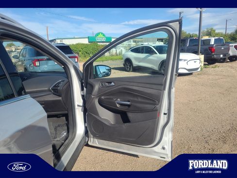 Used 2013 Ford Escape Titanium AWD/4WD image 16
