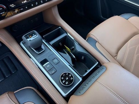 Certified 2025 Nissan Pathfinder Platinum w/ Cargo Package image 22