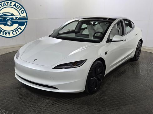 Used 2025 Tesla Model 3 Long Range RWD image 10