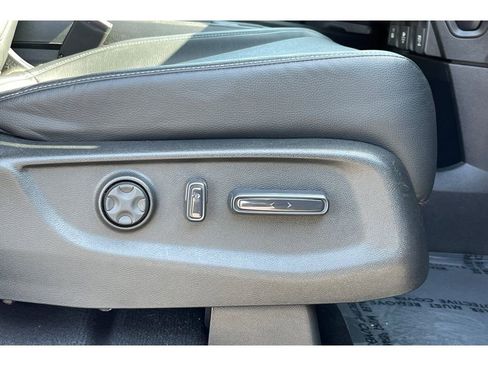 Certified 2024 Honda Odyssey Touring image 24