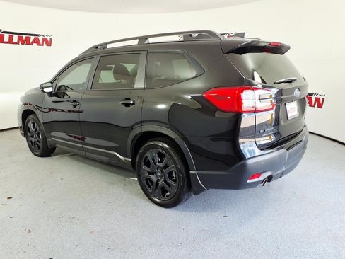Used 2025 Subaru Ascent Onyx Edition AWD/4WD image 8