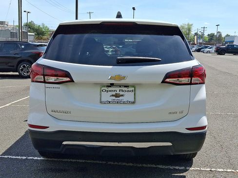 Used 2023 Chevrolet Equinox LT image 6
