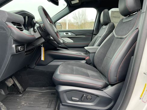 New 2026 Ford Explorer ST AWD/4WD image 4