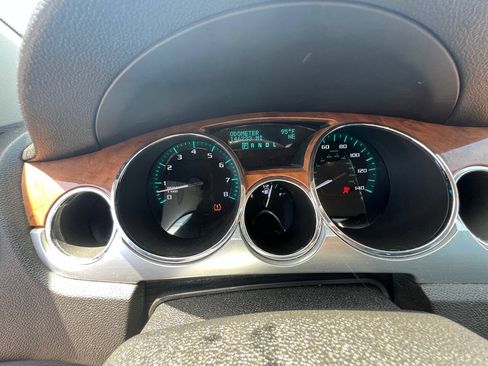 Used 2009 Buick Enclave CXL w/ Driver Confidence Package AWD/4WD image 6