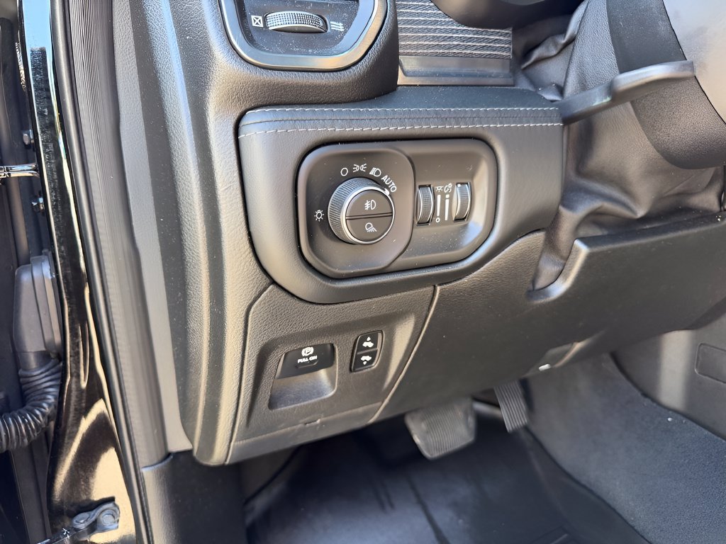 Used 2019 RAM 1500 Limited AWD/4WD image 20