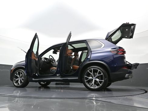 Used 2025 BMW X5 xDrive40i image 42