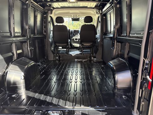 New 2026 RAM ProMaster 1500 w/ Convenience Group image 18