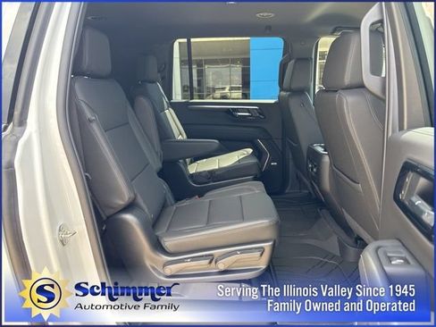 New 2026 Chevrolet Suburban LT w/ Comfort Package AWD/4WD image 20