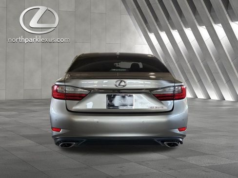 Used 2018 Lexus ES 350 w/ Luxury Package w/Wood Trim FWD image 28