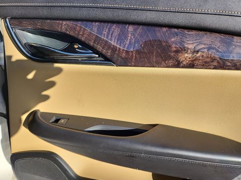 Used 2013 Cadillac ATS Luxury w/ Cold Weather Package image 32