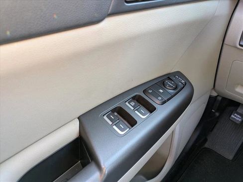 Used 2020 Kia Sportage S w/ S Sunroof Package image 7