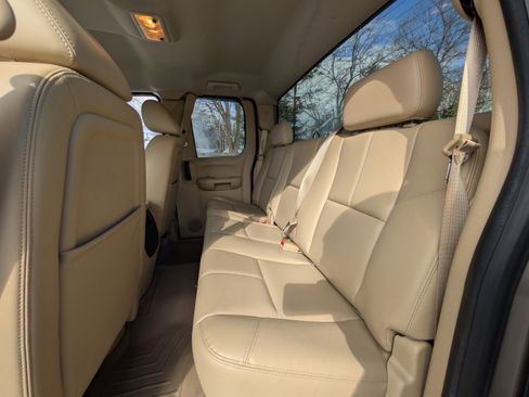 Used 2012 Chevrolet Silverado 1500 LTZ image 34