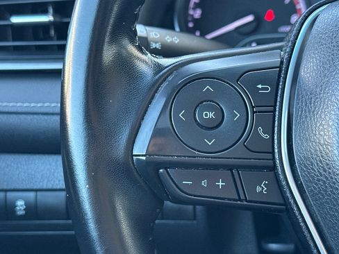 Used 2019 Toyota Camry SE FWD image 29