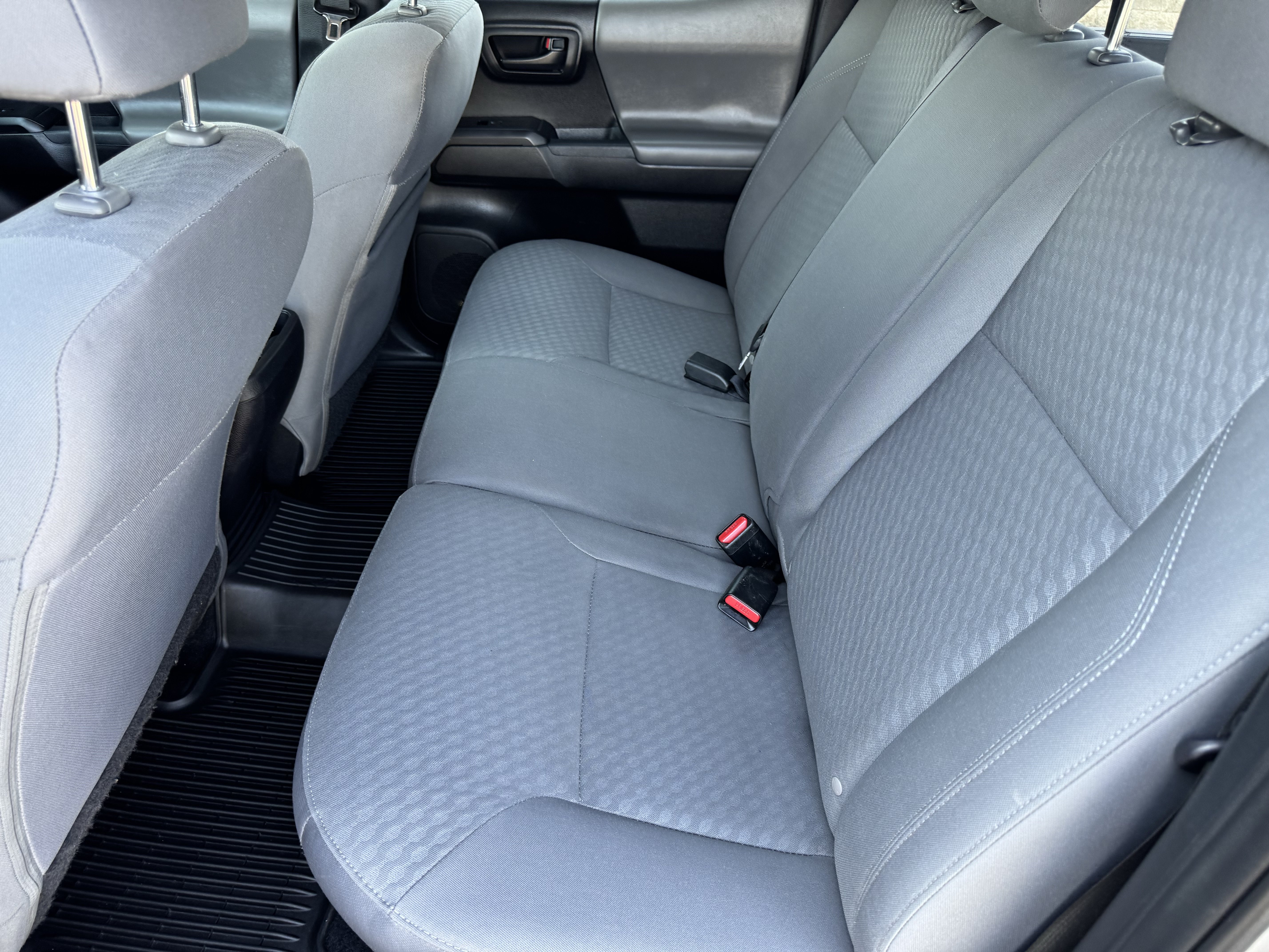 Used 2021 Toyota Tacoma SR AWD/4WD image 15