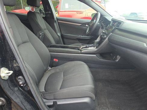 Used 2019 Honda Civic EX image 11