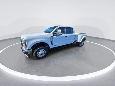 New 2026 Ford F350 XL w/ STX Appearance Package image 4