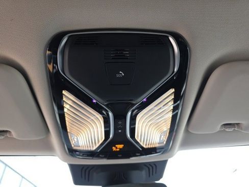 Used 2019 BMW X7 xDrive50i w/ Premium Package image 20