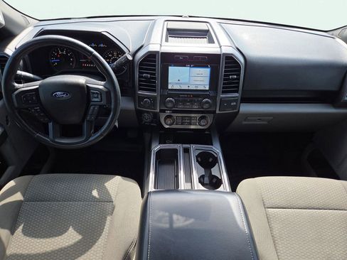 Used 2017 Ford F150 XLT w/ Equipment Group 302A Luxury image 19