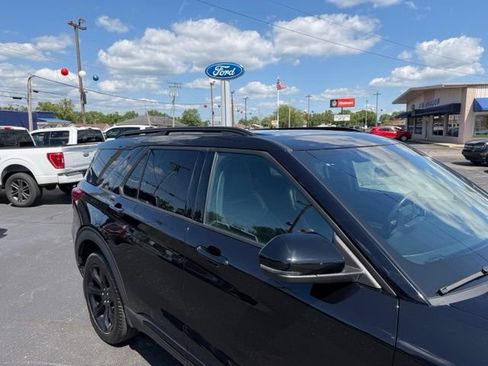 Used 2024 Ford Explorer ST w/ Equipment Group 401A AWD/4WD image 7