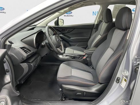 Used 2023 Subaru Crosstrek 2.0i Premium image 7
