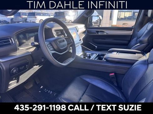 Used 2023 Jeep Wagoneer Series II image 12