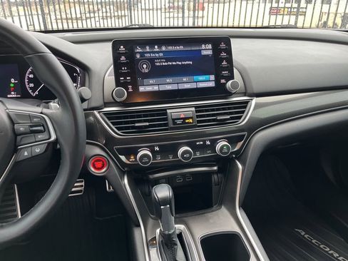 Used 2022 Honda Accord Sport image 18