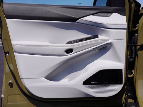 New 2026 Jeep Cherokee Limited AWD/4WD image 15