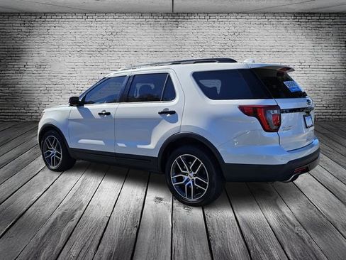 Used 2017 Ford Explorer Sport w/ Equipment Group 401A image 3