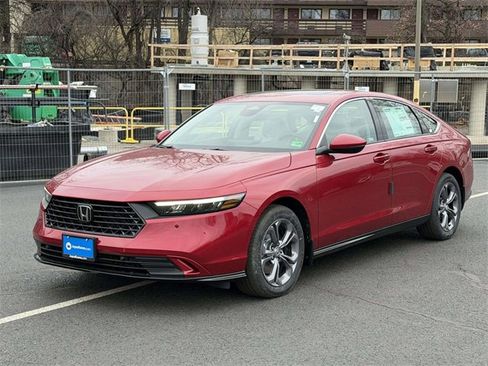 New 2025 Honda Accord EX-L image 4