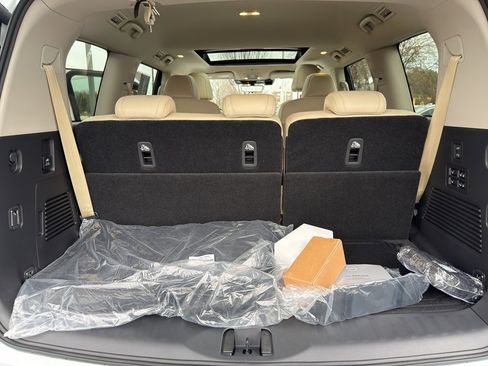 New 2026 Nissan Armada Platinum Reserve w/ Accent Package image 32