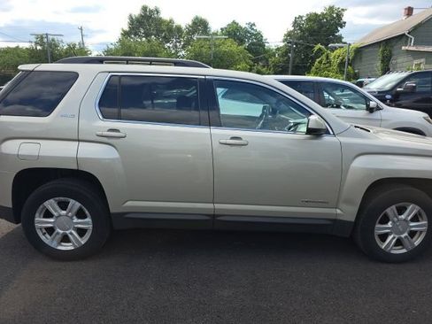Used 2015 GMC Terrain SLE w/ Convenience Package AWD/4WD image 5