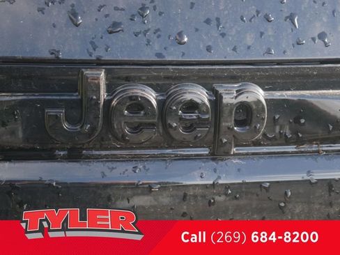 New 2026 Jeep Grand Cherokee Limited w/ Limited Altitude Package AWD/4WD image 14
