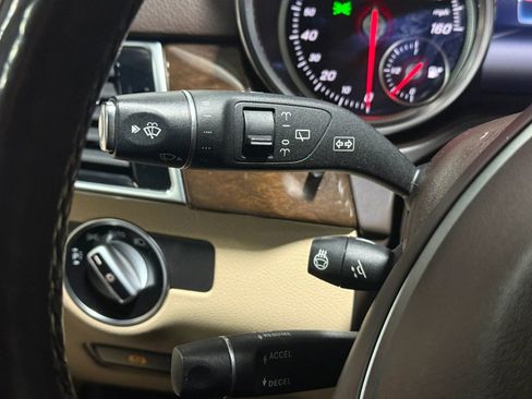 Used 2017 Mercedes-Benz GLE 350 GLE 350 4MATIC Sport Utility 4 image 27