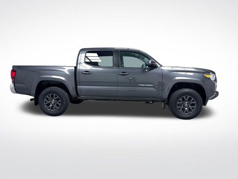 Certified 2023 Toyota Tacoma SR5 AWD/4WD image 2